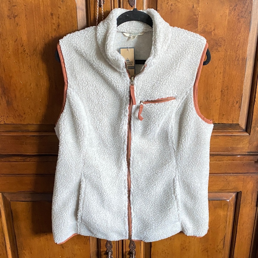 Women's Cream Sherpa Vest with Tan Accents
